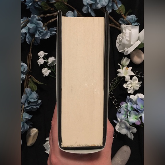 Lady Midnight - Stamp Signed Indigo Exclusive Edition - By Cassandra Clare - Hc - Picture 6 of 16